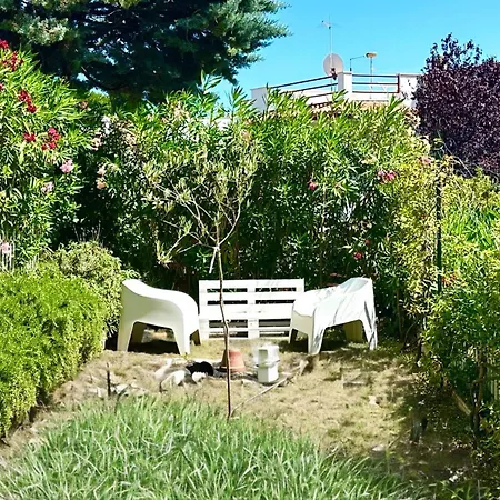 Marcelli, Delizioso Trilocale Con Giardino - M409 Lejlighed