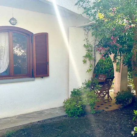 Marcelli, Delizioso Trilocale Con Giardino - M409 Lejlighed