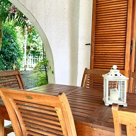 Marcelli, Delizioso Trilocale Con Giardino - M409